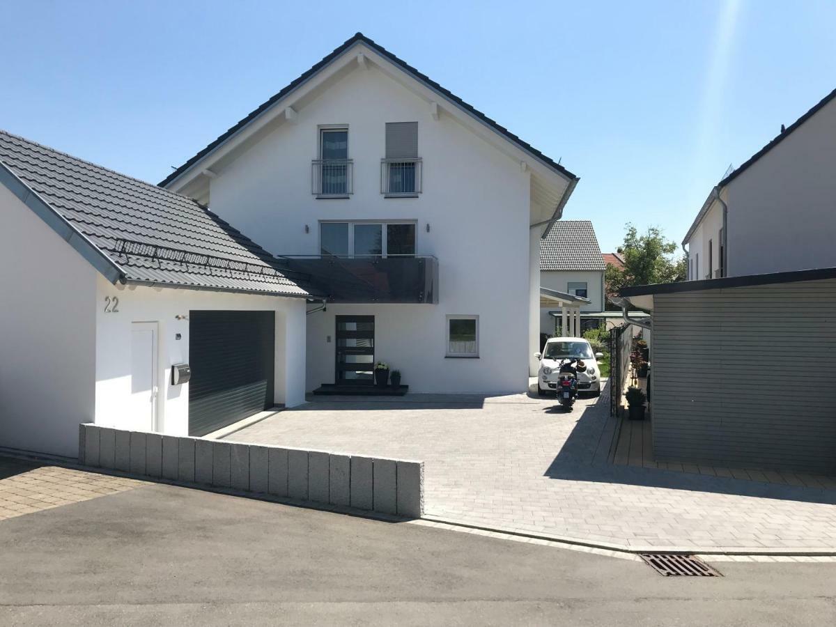 Ferienwohnung Am Zeppelin Hangar Friedrichshafen Luaran gambar